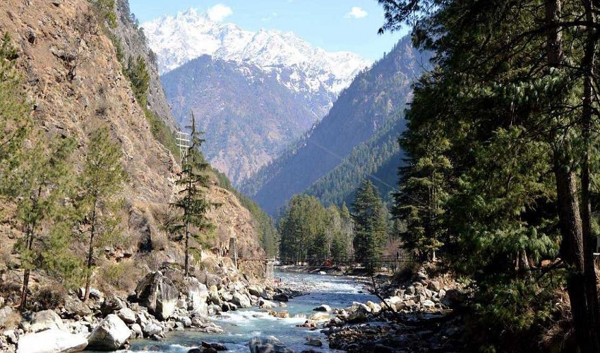 best places in kasol